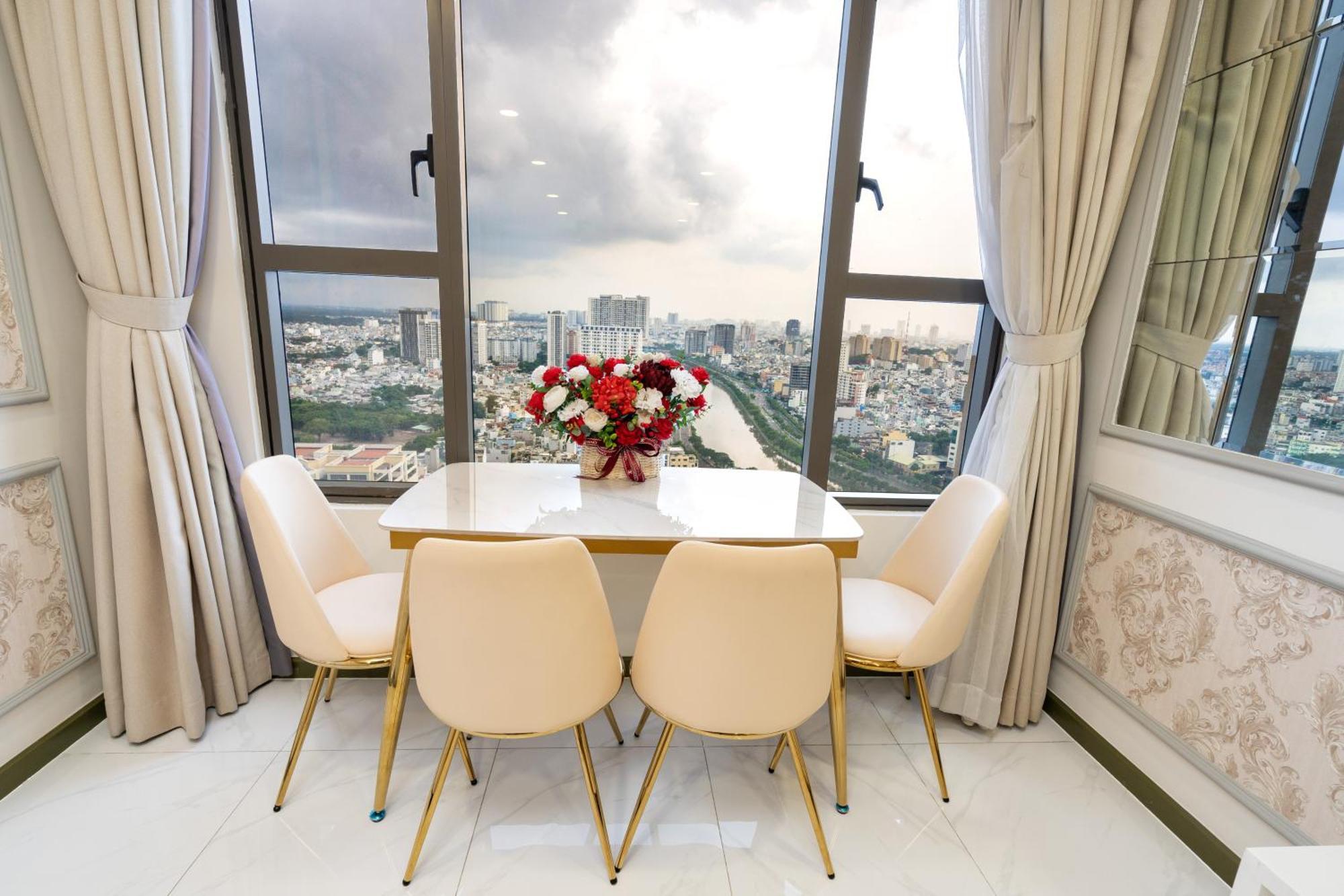 Awesome Rivergate Apartment - Cbd In Hcm City Ho Chi Minh Zewnętrze zdjęcie